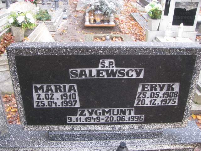 Eryk Salewski 1908 Puck - Grobonet - Wyszukiwarka osób pochowanych