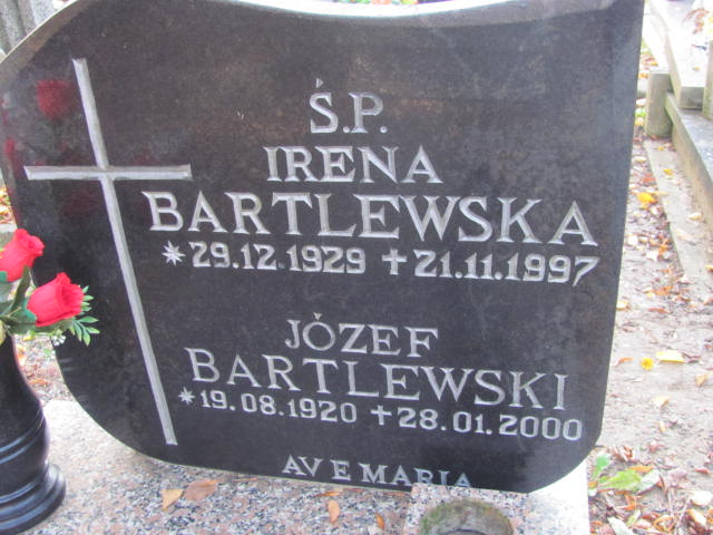 Irena Bartlewska 1929 Puck parafialny - Grobonet - Wyszukiwarka osób pochowanych